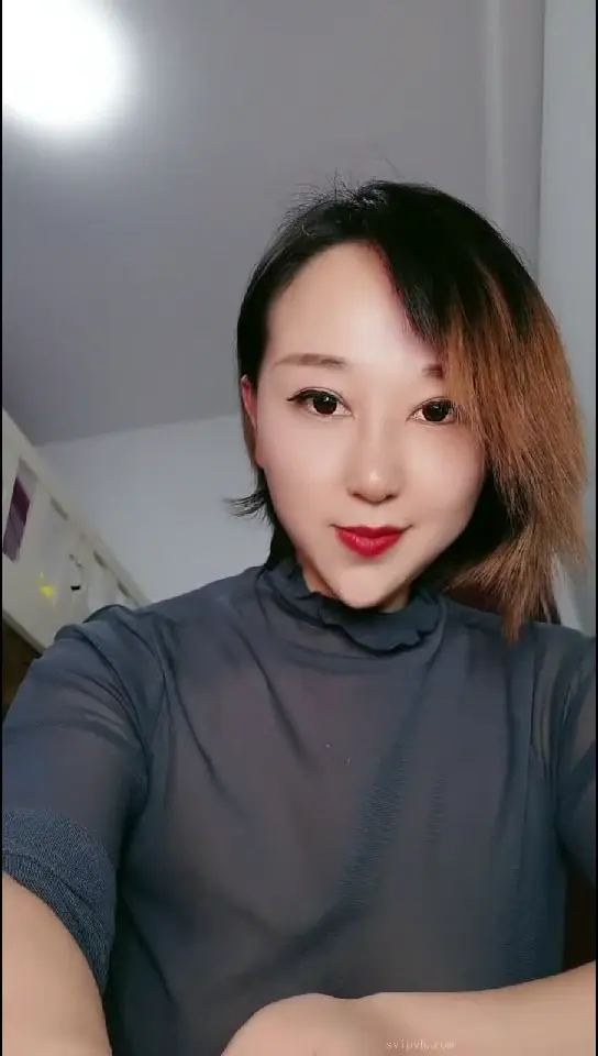 #11975 #半糖 #健身女王 #推荐 #极品 #巨乳 #翘臀