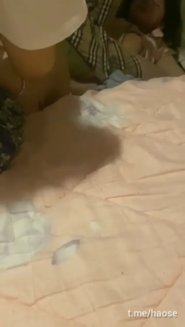 #捉姦 #霸凌 #小可愛被按在床上摩擦