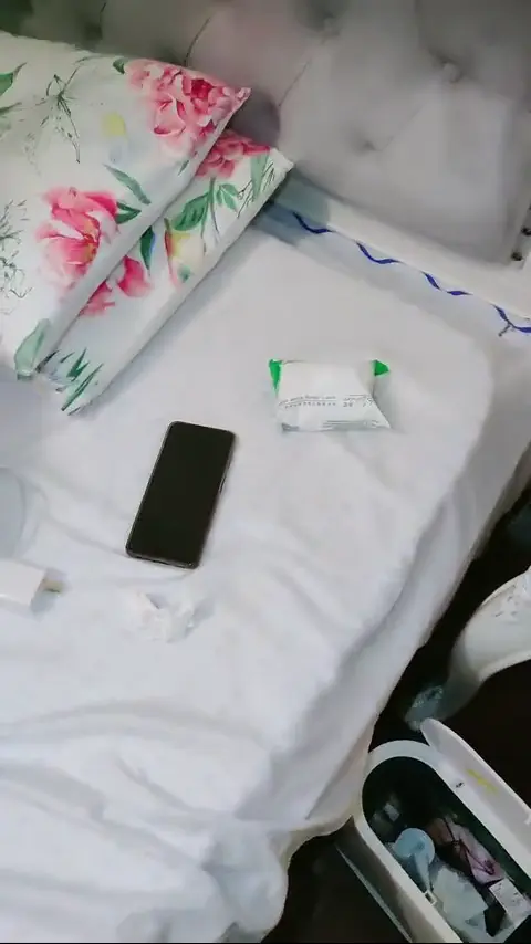 丝袜高跟情趣装诱惑的绝美少妇