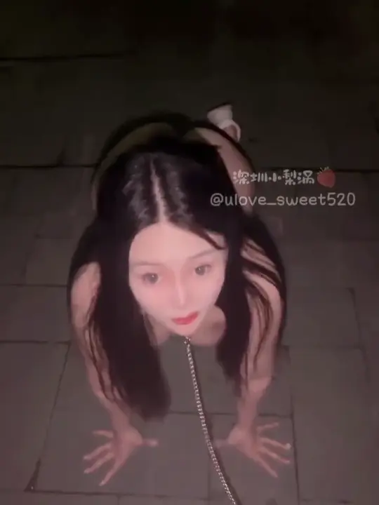 小狗就该有小狗的样子____穿衣服or不穿衣服，主人爸爸，您更喜欢哪个？