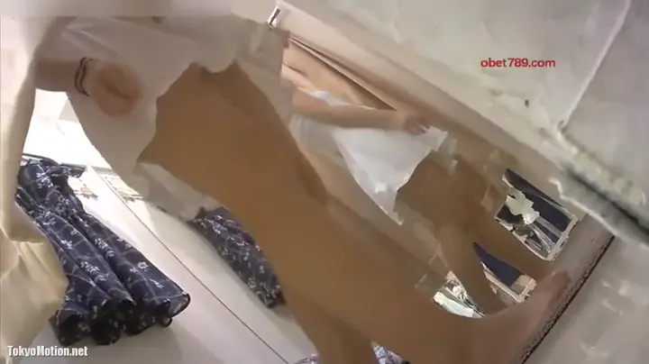 更衣室偷拍