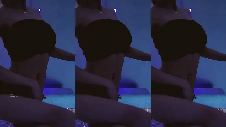 斗鱼：小南南    这是火箭福利