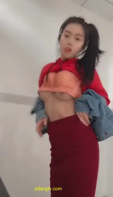 浙江美术学院吴x晶私圈妹子凉亭、学校露出、宿舍自拍、旗袍情趣自慰 4套合集
