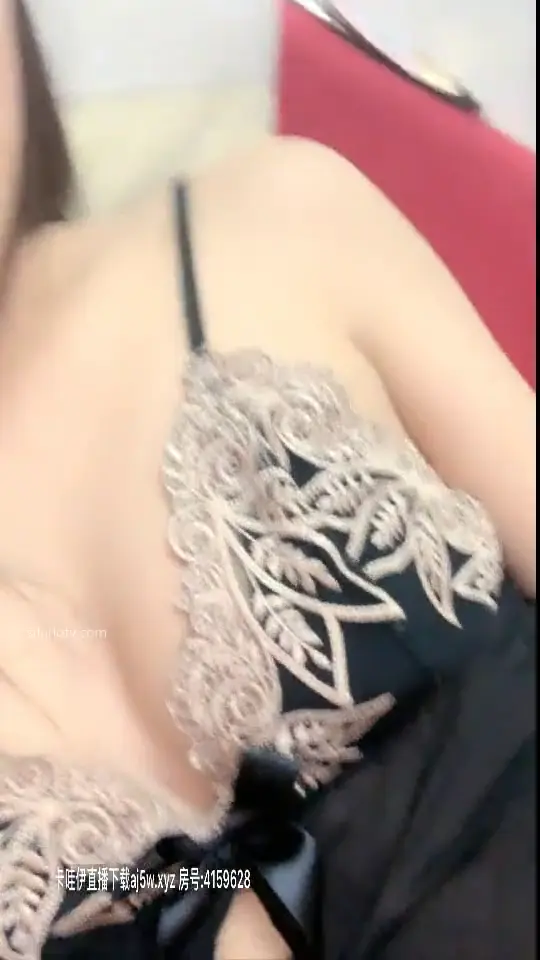 小奶猫：李娜宝宝    双女