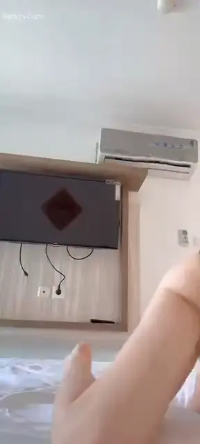 超爆网红女神 【尤秘书】 金主爸爸的大屌操的小骚货小逼麻麻的