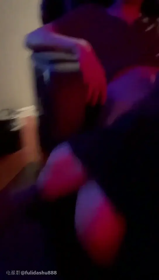 #吃瓜 丁山职校 韩佳妮 电竞房
