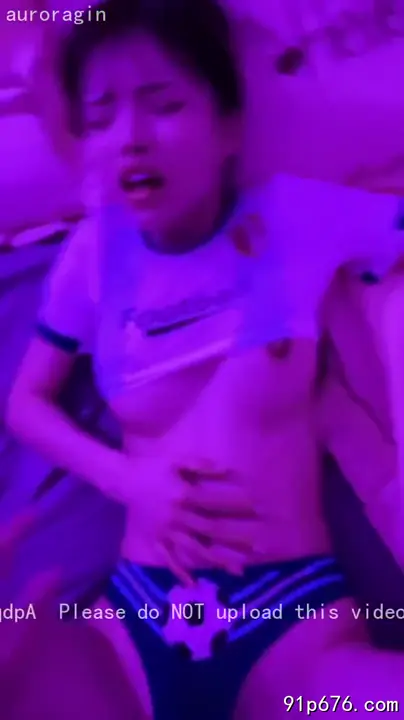年轻人真会玩！开氛围灯玩变装只为男友操得更凶猛Q1032074088  #91porn-今日排行