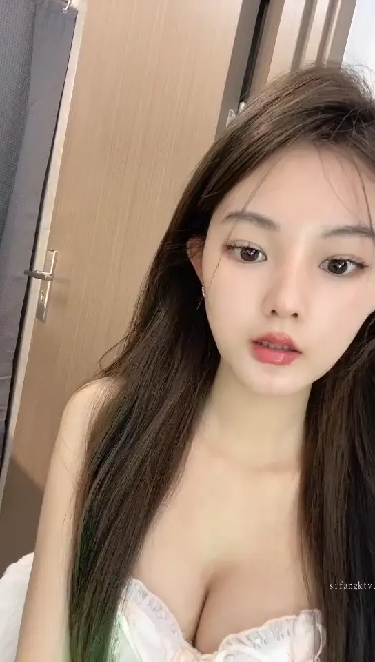 #烤红薯 气质美女~全裸特写⠀