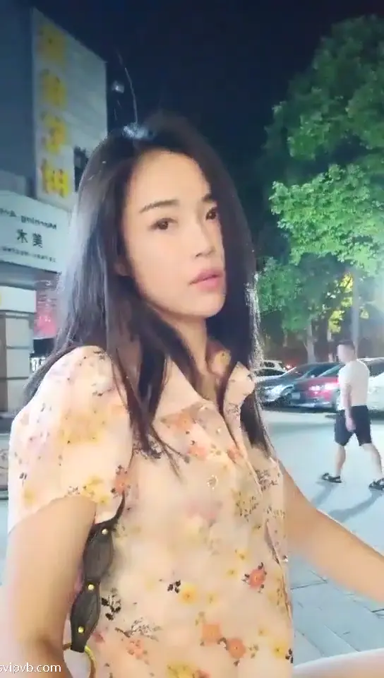 小奶猫：粉粉玫瑰