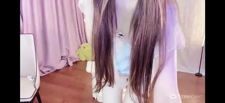 平台: stripchat 主播:DeepEggs