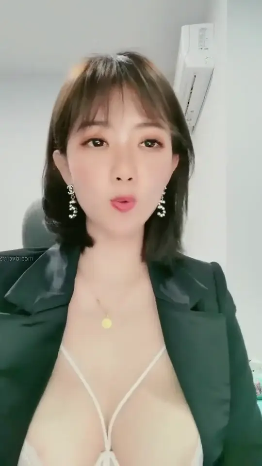 #黄播 #暖色 #巨乳