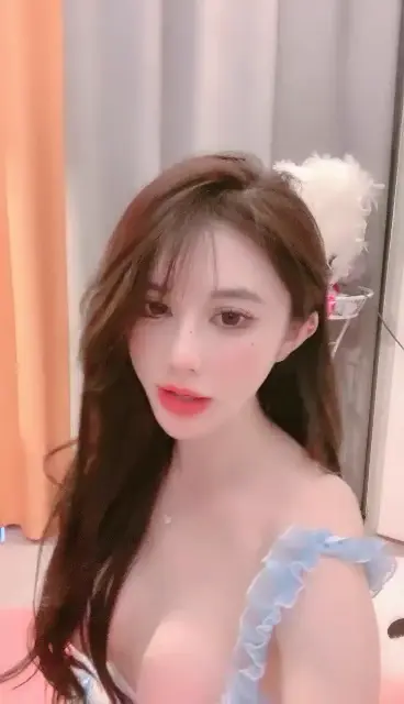 【#少女椰子】超仙女神!不看后悔一身骚~精华抠B揉奶自慰