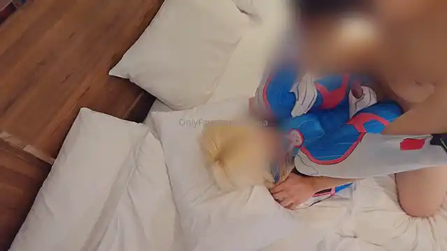 男娘福利第117彈  日本金髮偽娘COS守望先鋒被操射