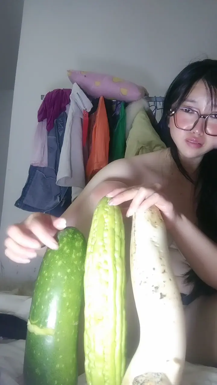 #柔柔学妹 05-22主播收费秀