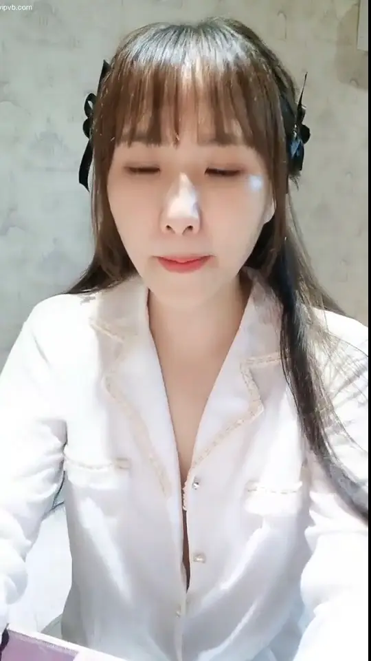 小奶貓：櫻桃小硬糖