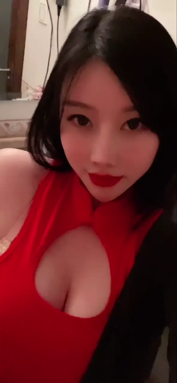 #福利姬 #童小芯 福利姬 童小芯 #巨乳 巨乳