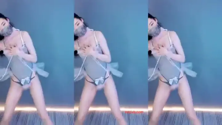 虎牙-靈芸