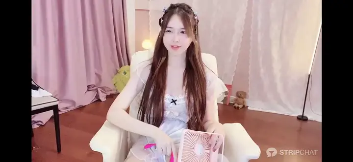 平臺: stripchat 主播:DeepEggs