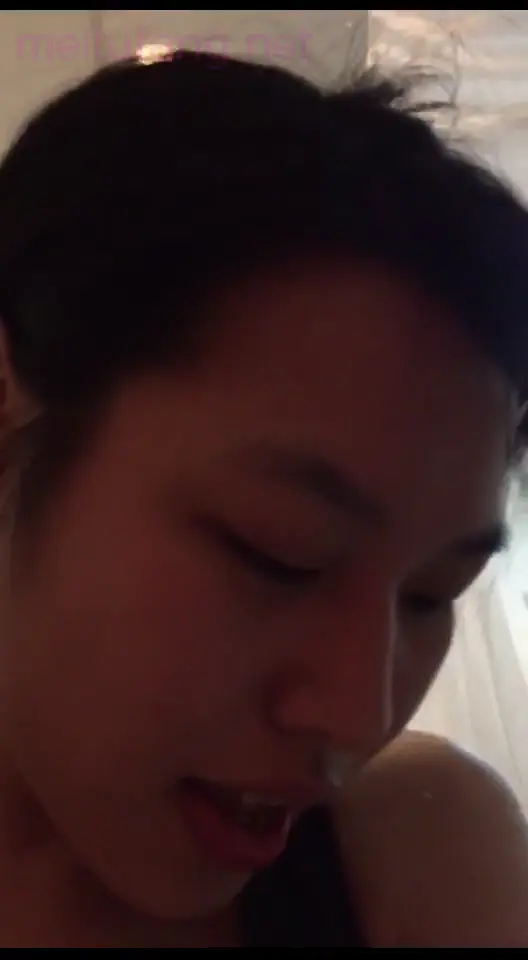 臺灣婬底人妻萱萱私密自拍流出