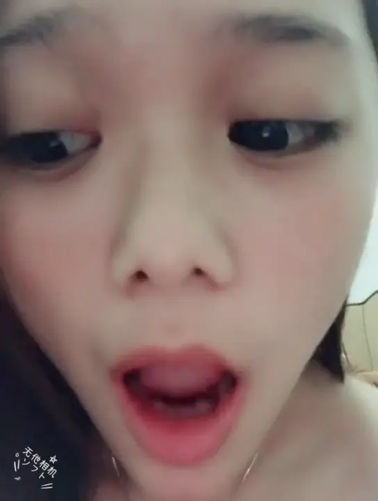 #反差 #前女友系列 #twzp 臺灣小嫩妹和男友之間的那點私密被曝光