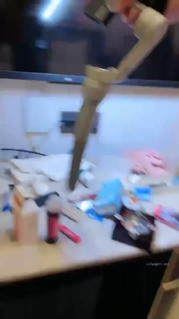 【#你的小爱女】极品骚货姐妹花 巨乳坦克 裸舞诱惑~扣穴流白浆~4P无套啪啪