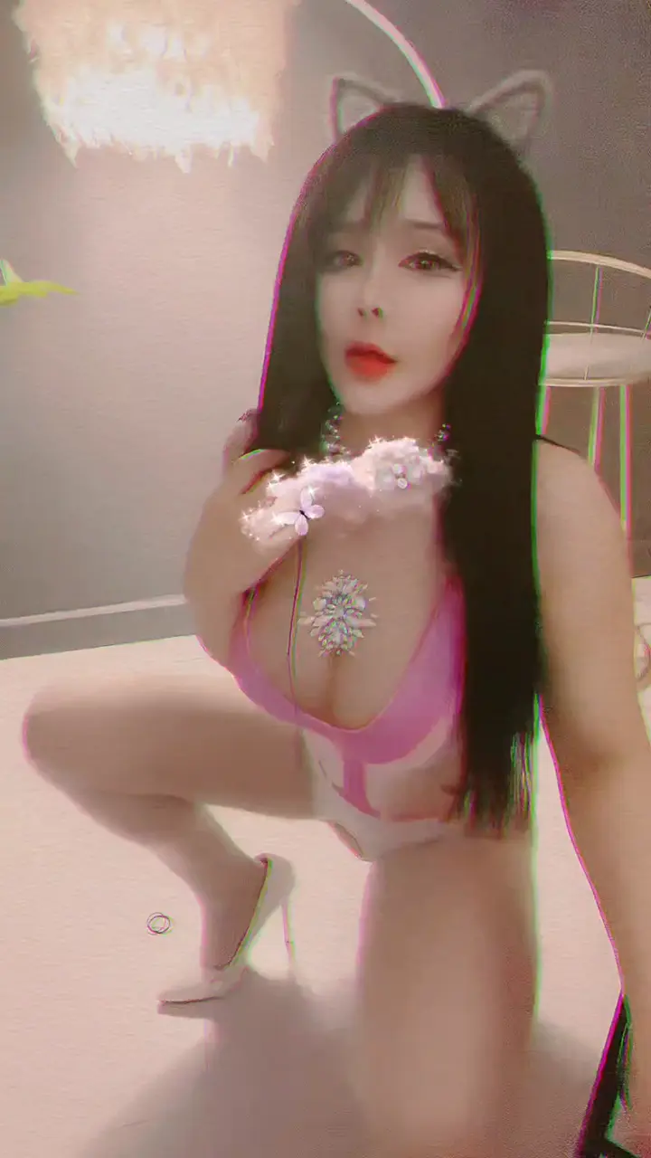 快手:女主角露露