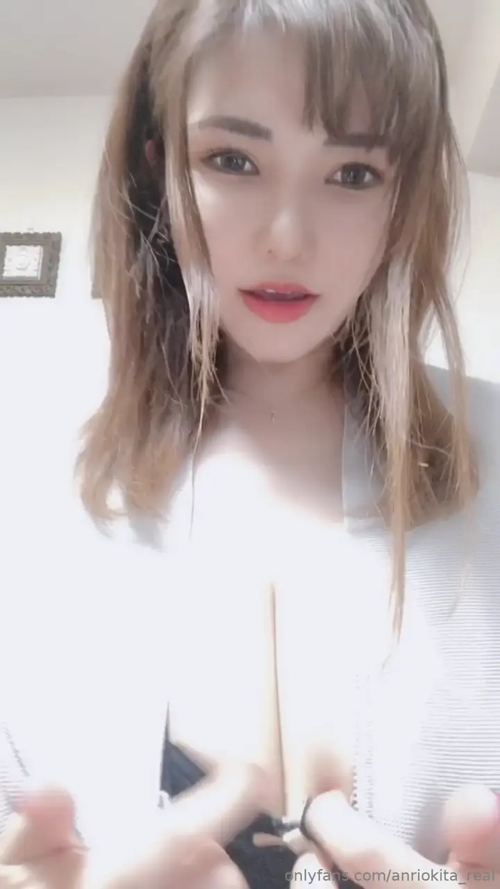 #OnlyFans 萬人線上關注的極品乳神【沖田杏梨】私拍 豪乳大肥臀