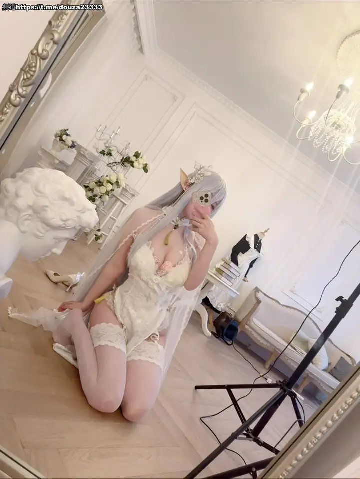 #涼涼子 阿爾比恩旗袍(3月26打賞群資源)