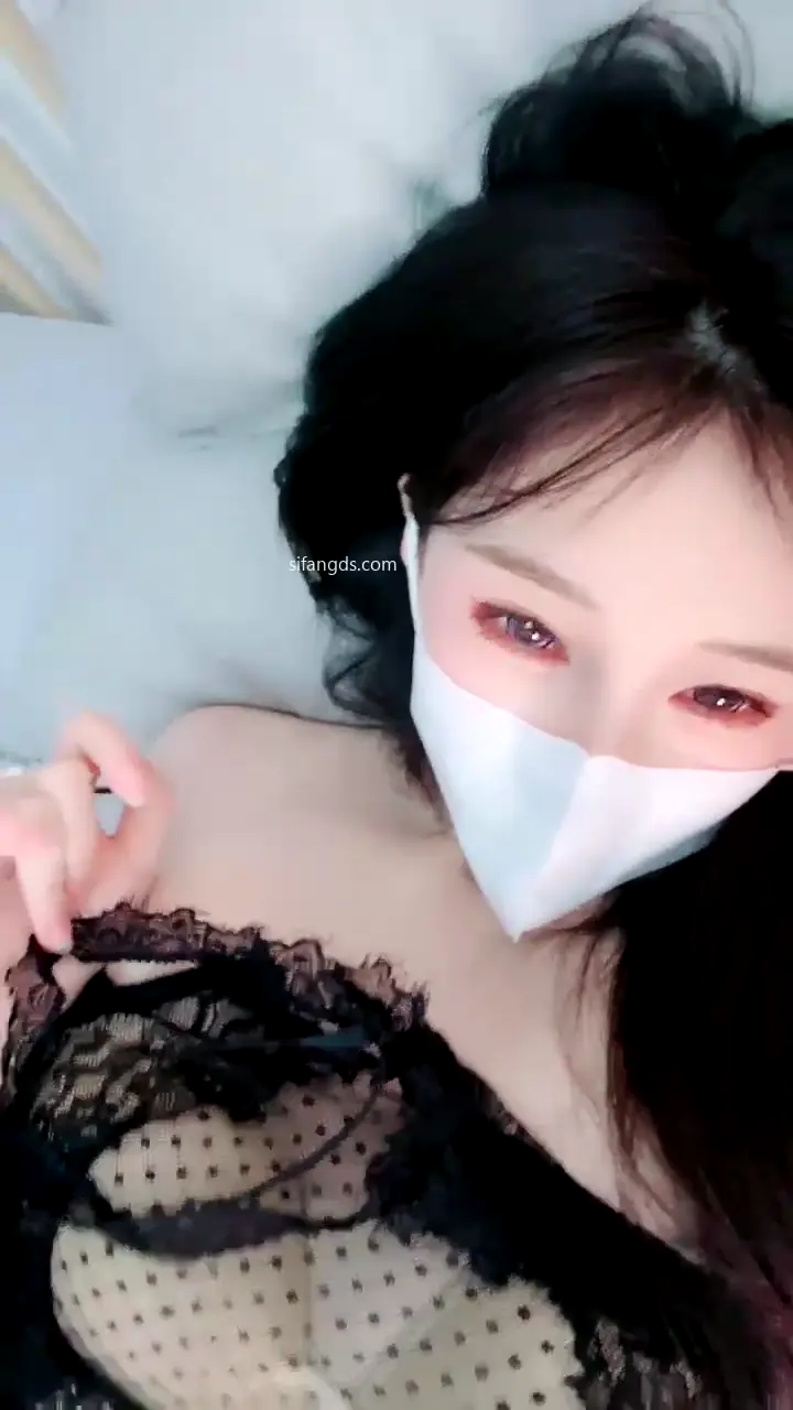 顶级校花 丝袜高跟激情发骚 掰开小穴粉嫩紧致道具自慰