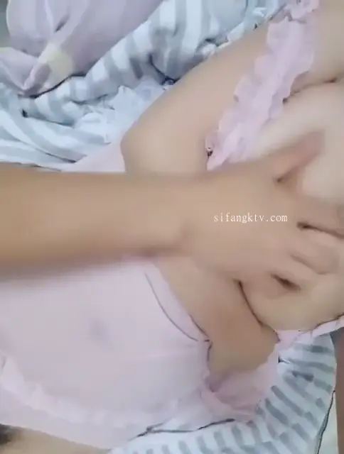 #小妲己 #爆乳胸模