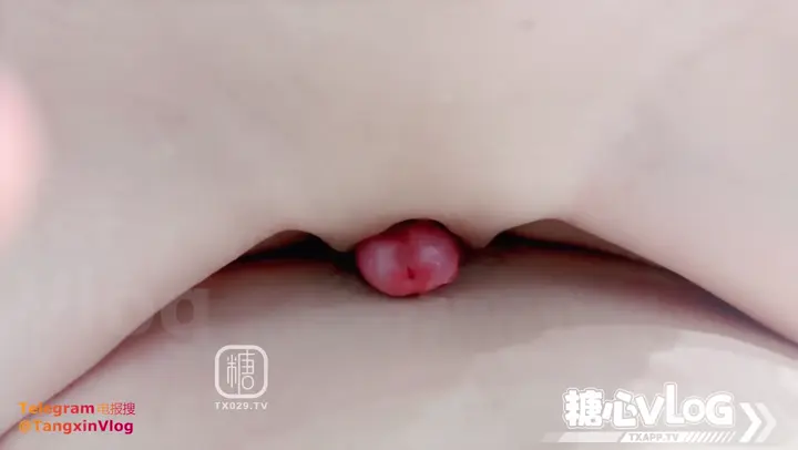 【糖心VLOG】#露出 #内射 #白丝 19岁合法萝莉 网恋面基 反差萌妹深夜公园野战中出 连续内射灌精 多体位深插 白虎蜜汁穴精液灌满流出 【完整版】【点赞累计20下期继续发完整版】
